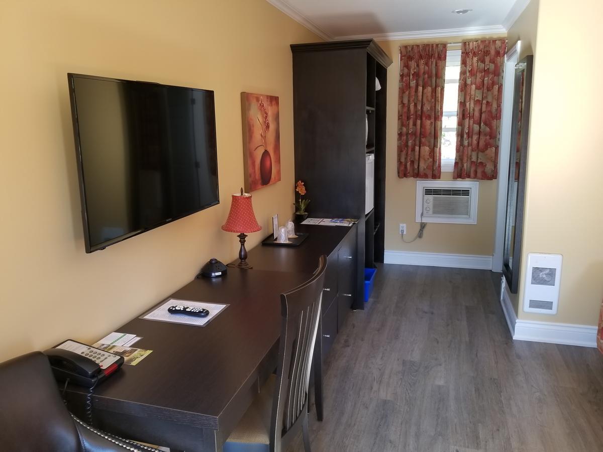 Sunny Isle Motel Съмърсайд Екстериор снимка